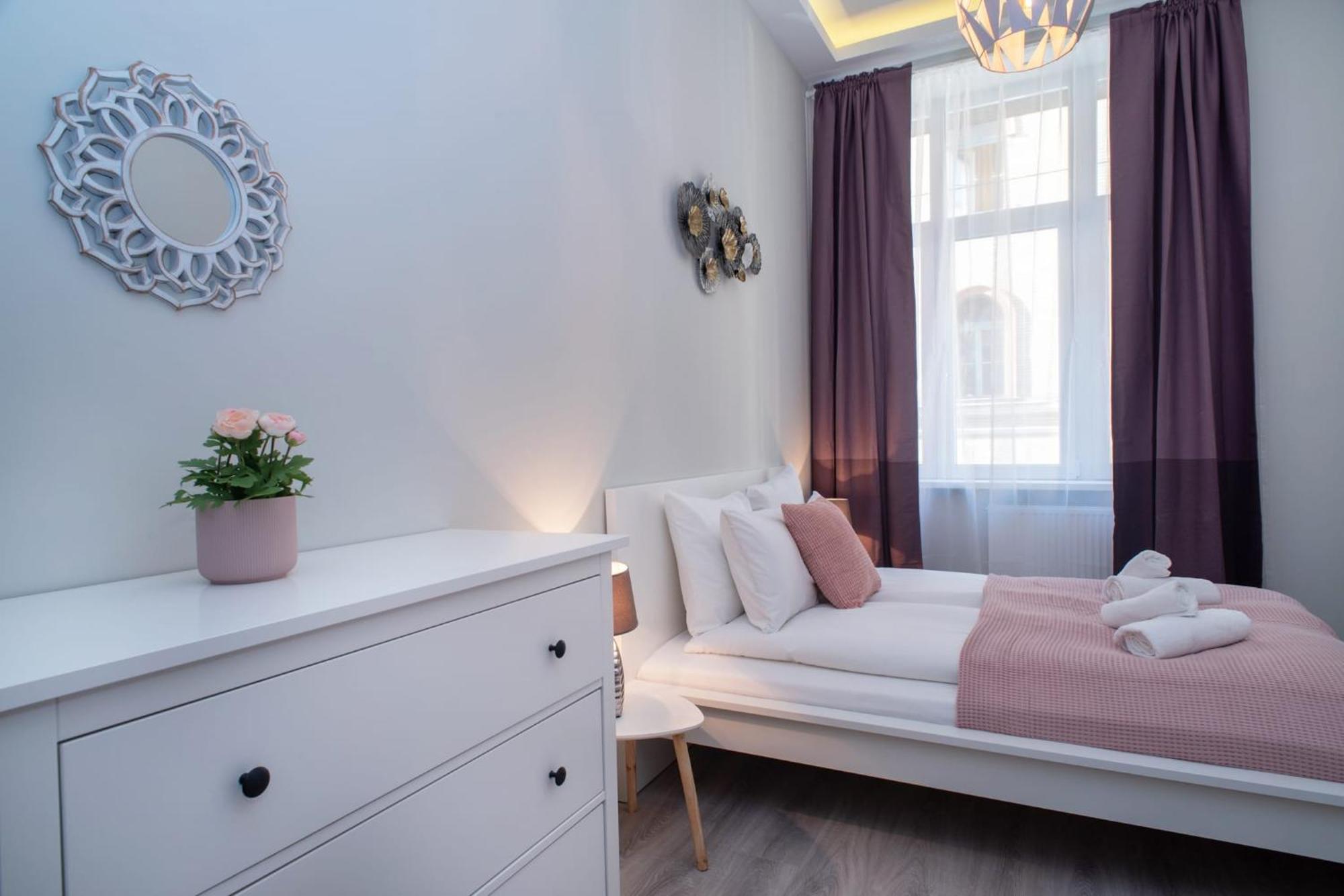 Very Central New And Large Ac Apartment 부다페스트 외부 사진