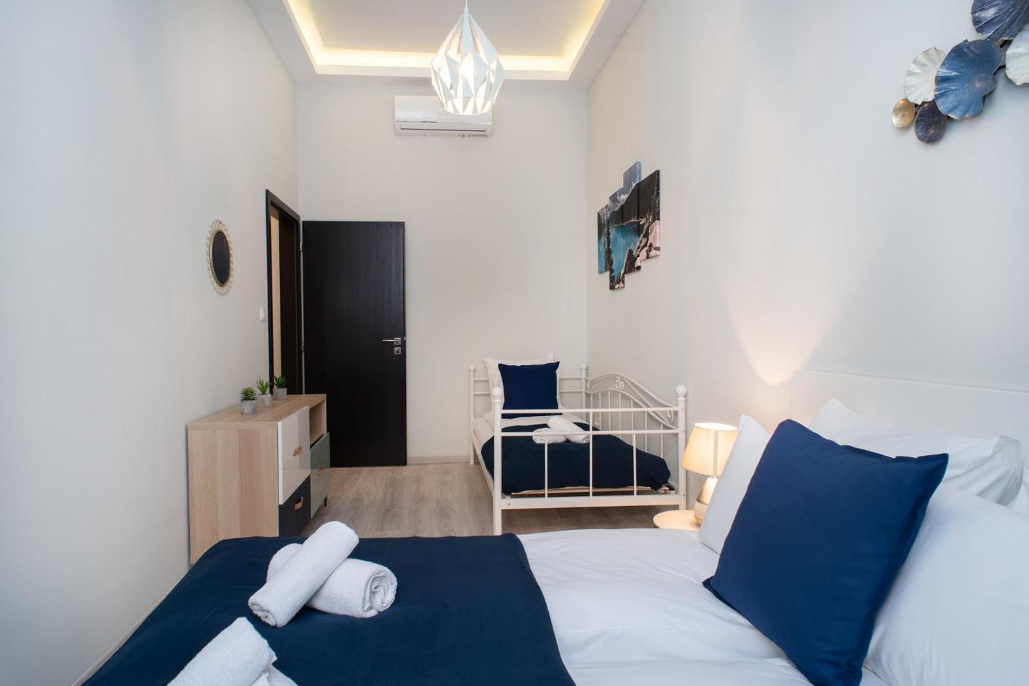 Very Central New And Large Ac Apartment 부다페스트 외부 사진